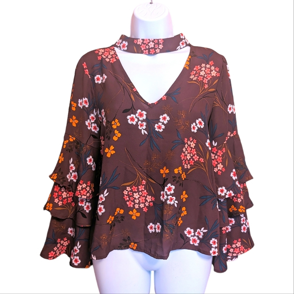 Sweet Rain floral bell sleeve blouse